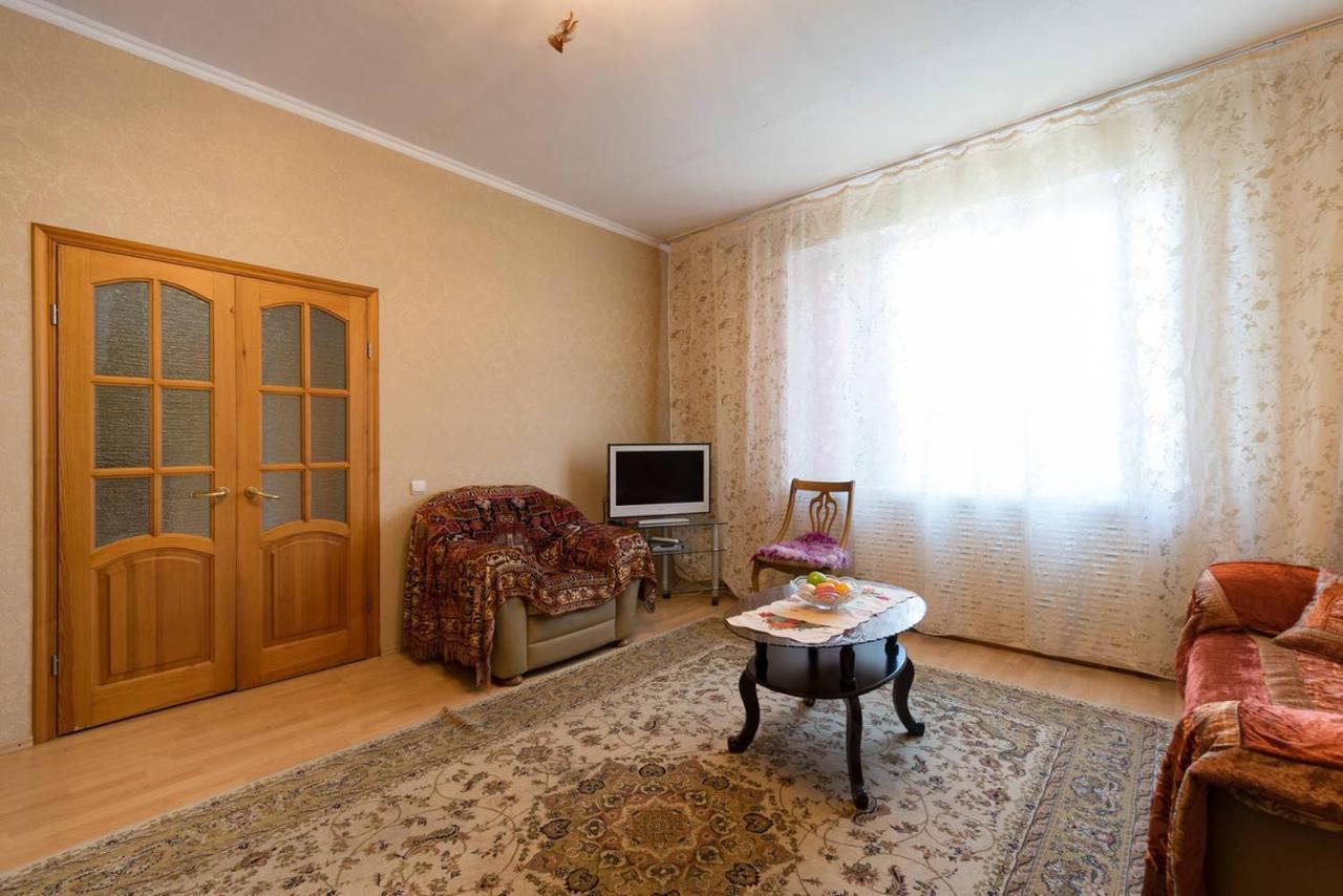 Guest House On Maksimova 9 Almaty Exterior photo