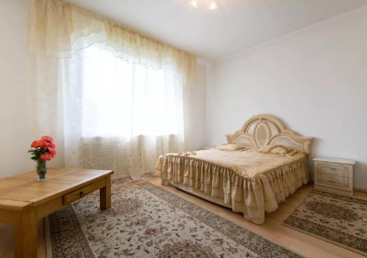 Guest House On Maksimova 9 Almaty Exterior photo